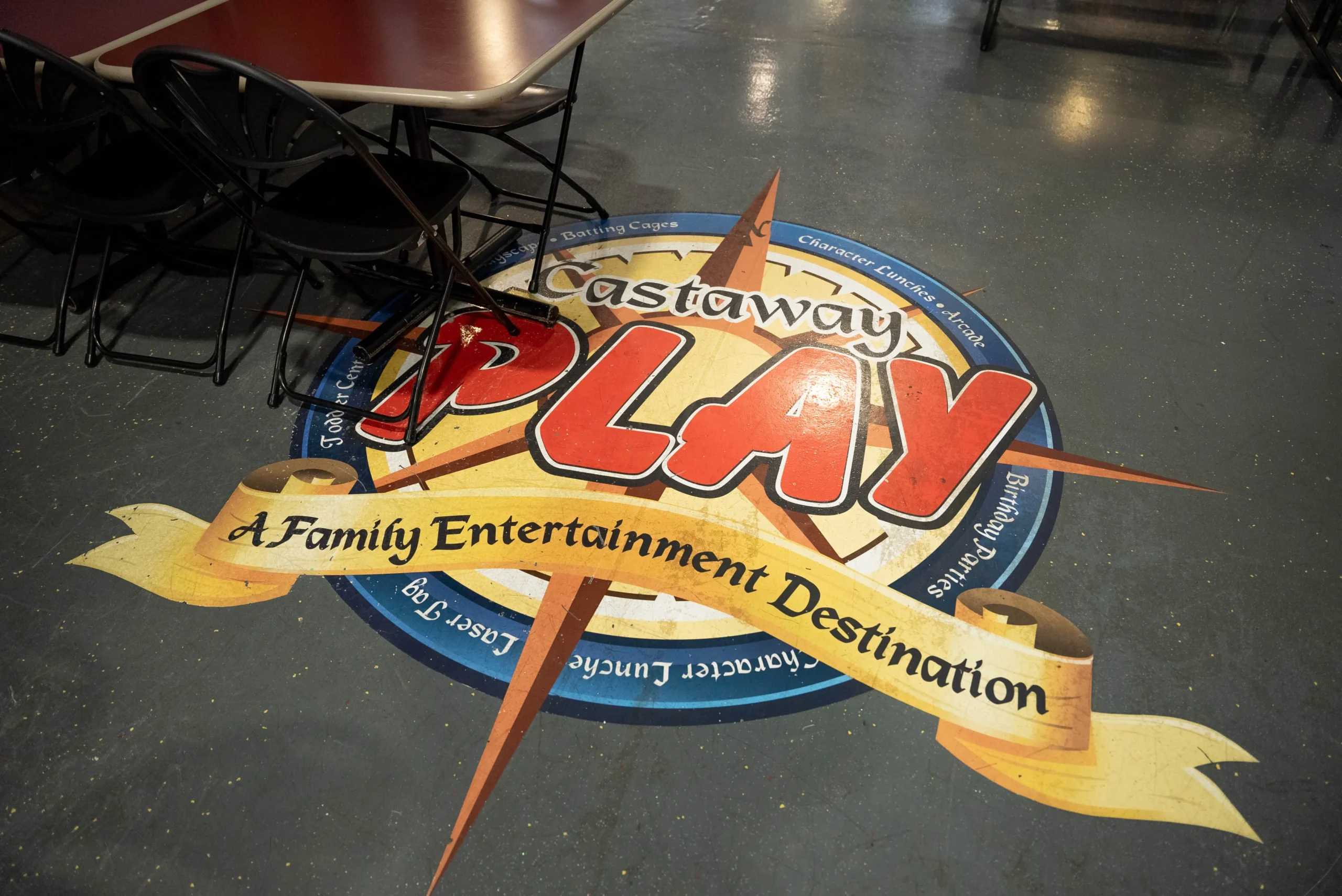 Castaway Play Cafe ground logo.