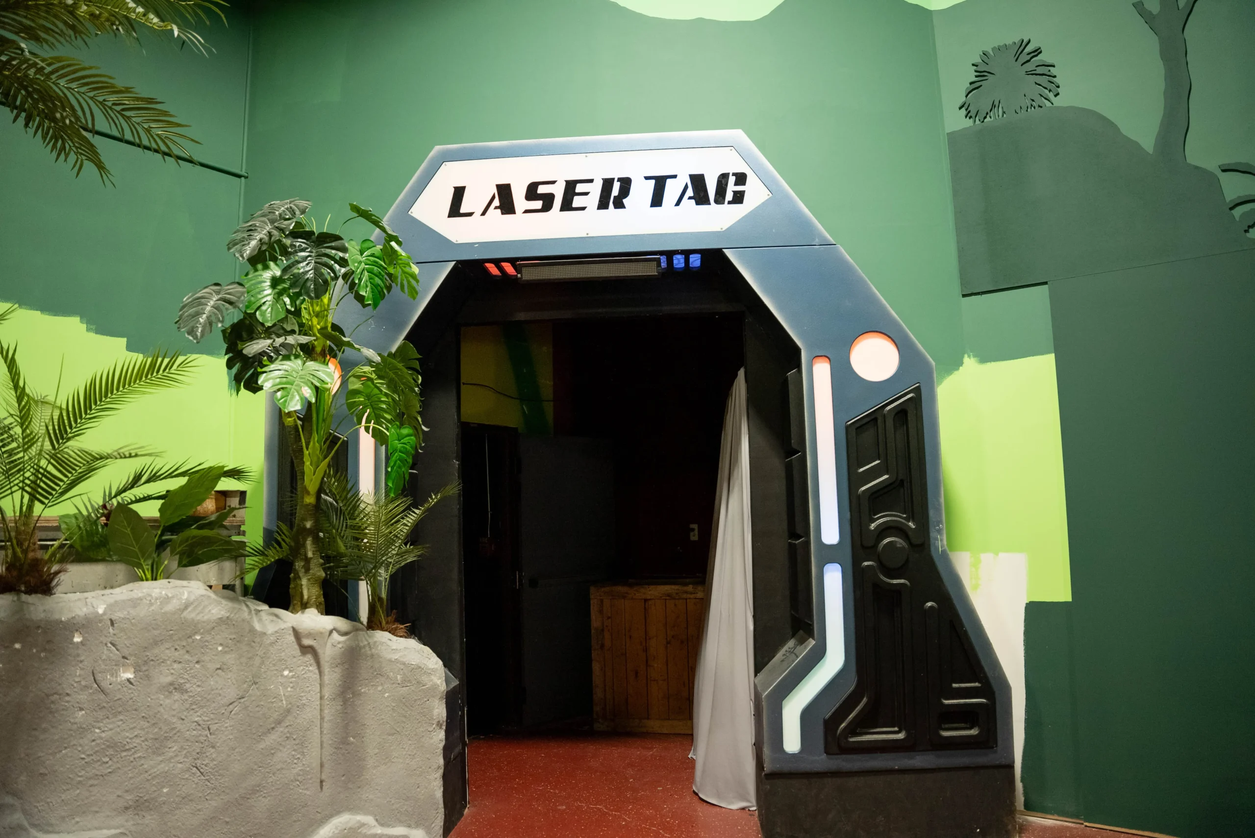 Castaway Play Cafe laser tag entrance.