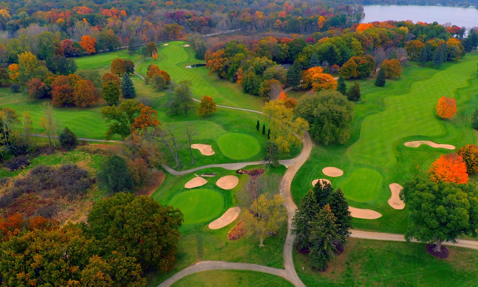 sky view of fall scenery at Lakelands Golf & Country Club