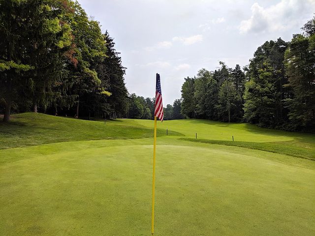 american flag on Whispering Pines Golf Course