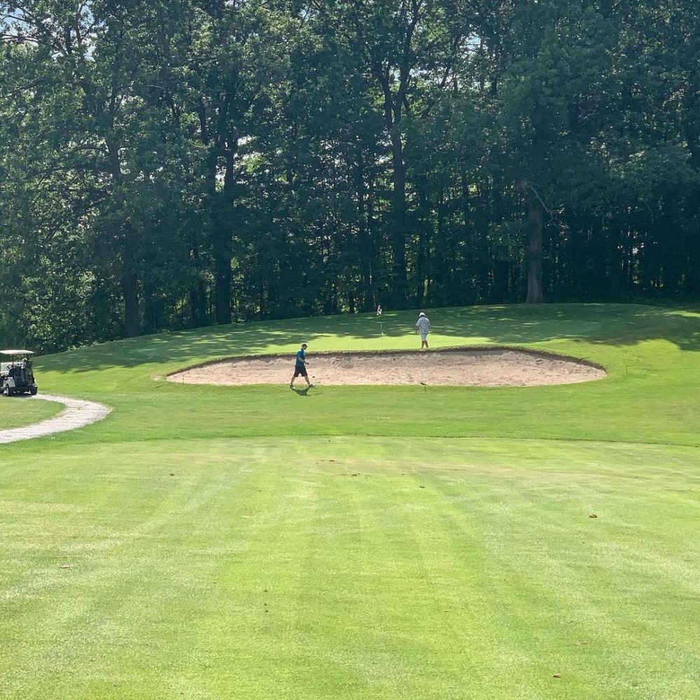 Golfers at Faulkwood Shores