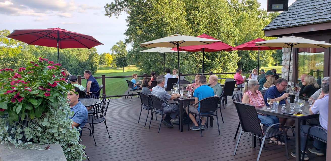 Moose Ridge Golf Course & Grille Outdoor Patio