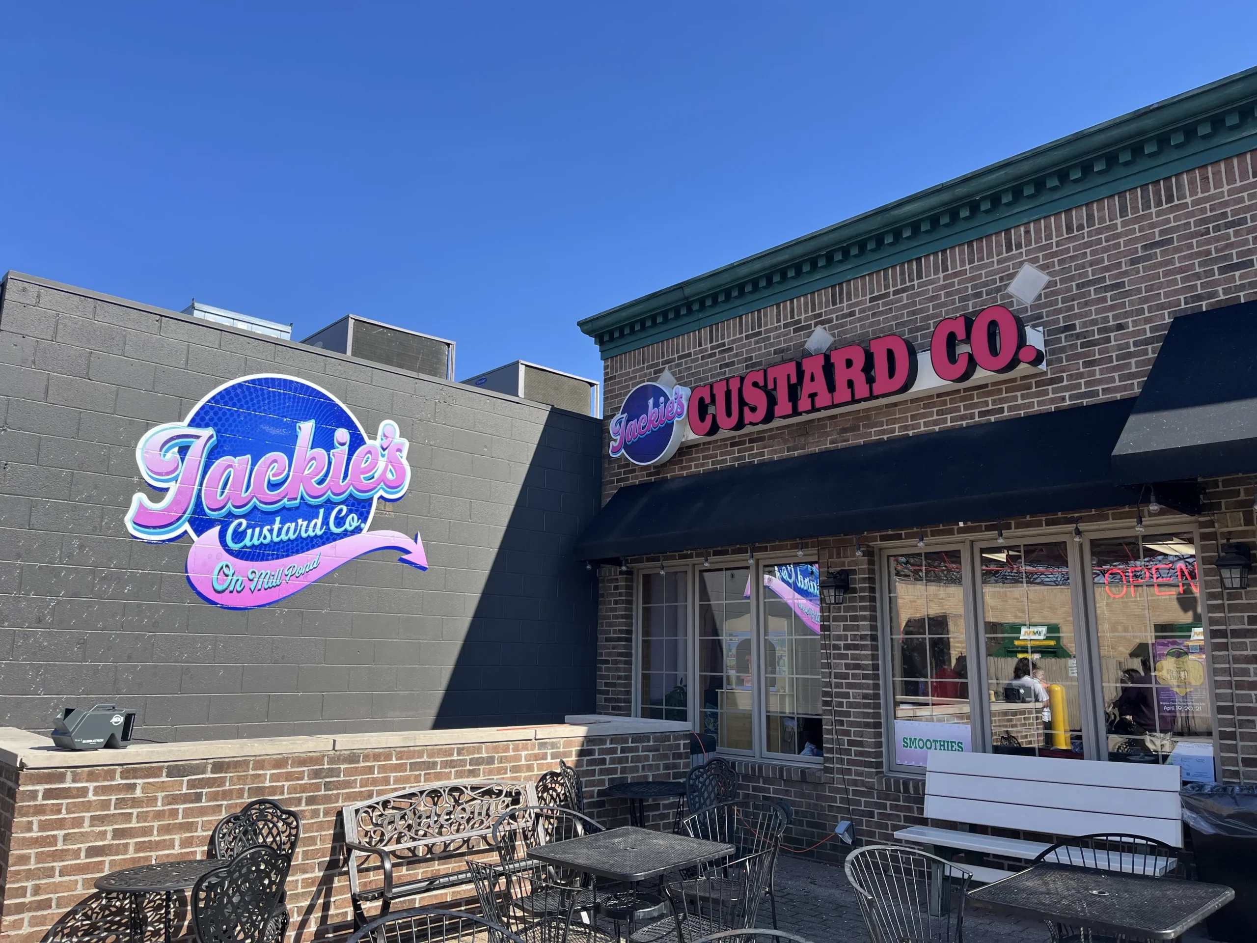 Jackie's Custard Co on mill pond in Brighton outdoor view.