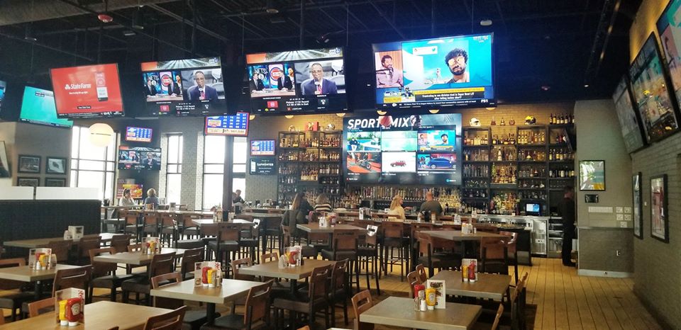 Inside of Joe Kools Restauramt