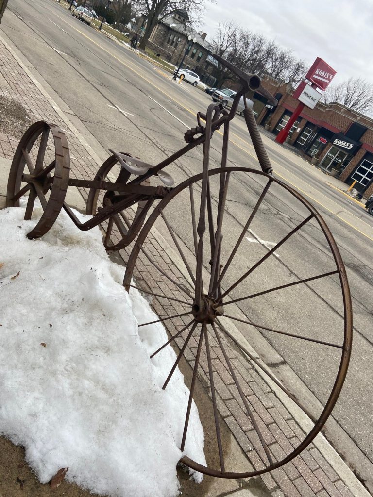 Bike rack shaped like a bike