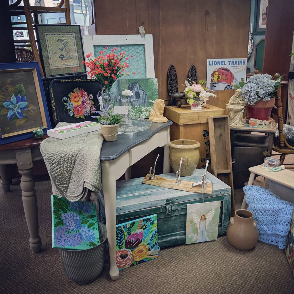 Paintings on display at Made 2 Inspire