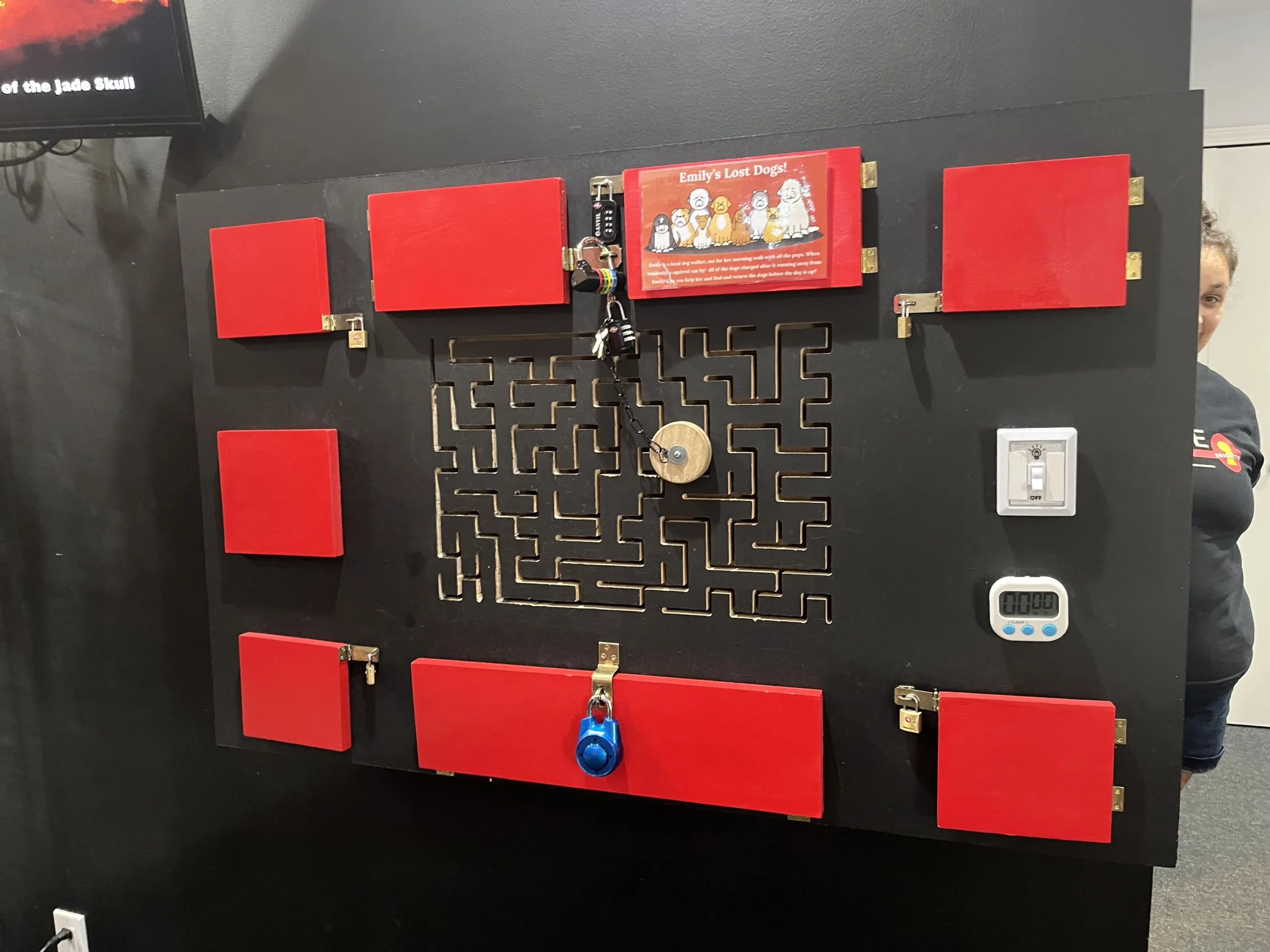 Escape Room Brighton red maze challenge room