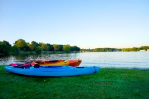 Scofield Park kayak and canoe launch on Thompson Lake